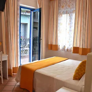 Donna Carmela - Da Rosa Bed & Breakfast Letojanni